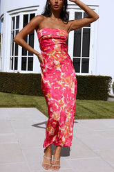 Vestido midi floral sin tirantes y espalda descubierta